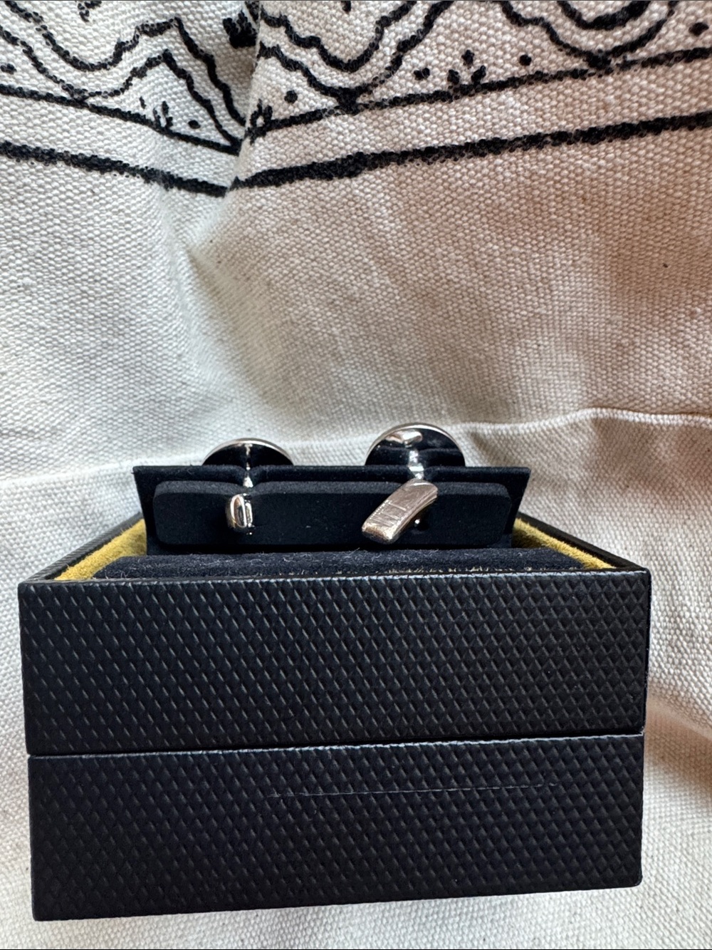 Cufflinks - Picture 6 of 6